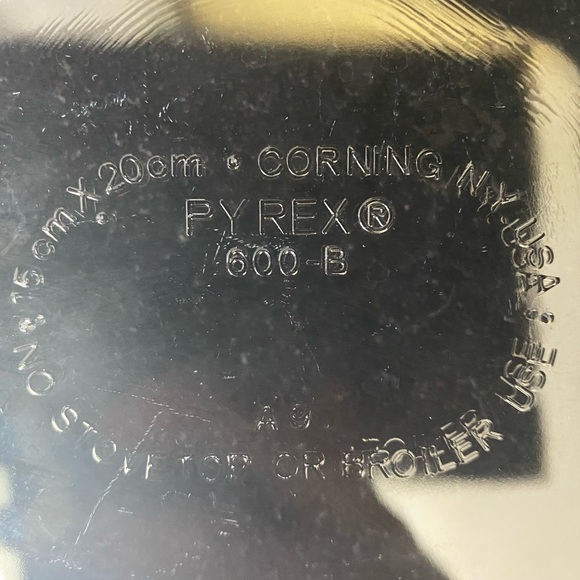 Vintage EUC Set of 2 Pyrex Corning 600-B Grab It Single Serve Microwave Plates - Picture 7 of 13